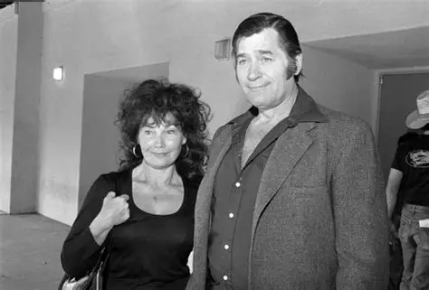 Giselle Hennessy – Clint Walker's Muse